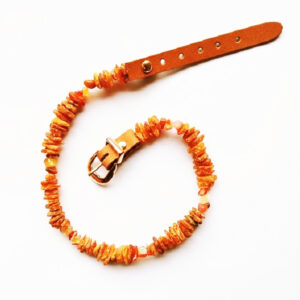<p style="text-align:center;"><span style="color: #046923;">Collari Antiparassitari in Ambra Baltica</span> 10 collare in ambra baltica con corniola